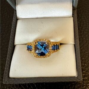 Lab Blue Spinel w/Lab White Sapphire 18K Yellow Gold over Sterling. Sz 7.